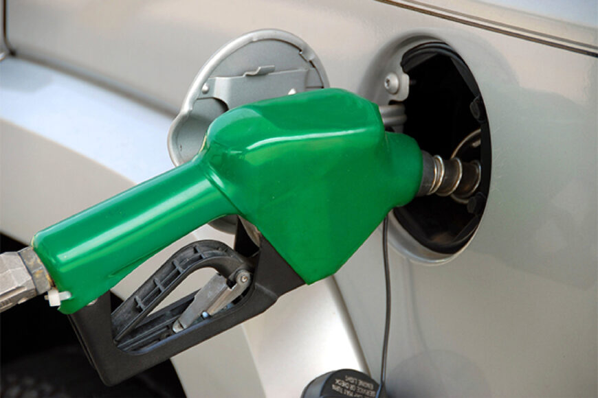 Mitos y verdades sobre la reserva y el nivel de la gasolina en el tanque.